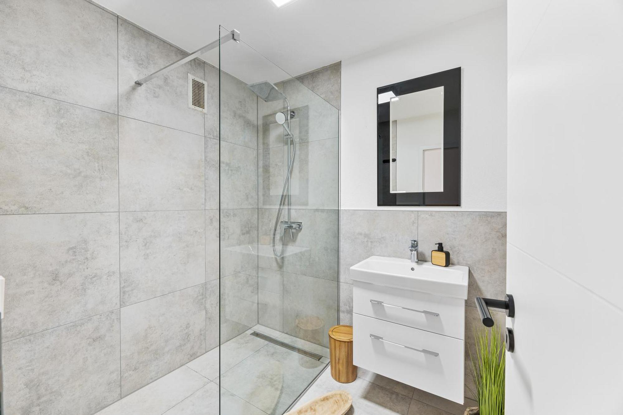 סינדלפינגן Neu: Stylische Suite Mit Ausblick מראה חיצוני תמונה